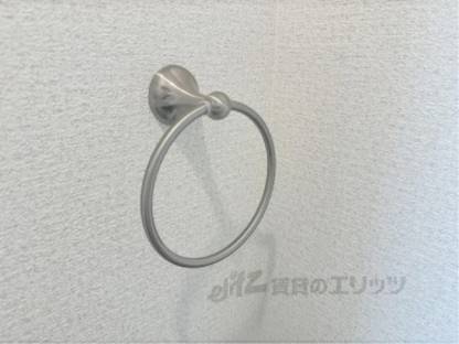 トイレ　タオル掛け