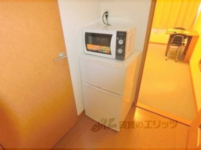 冷蔵庫置場　冷蔵庫・電子レンジ