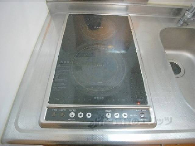 キッチン　2口コンロ
