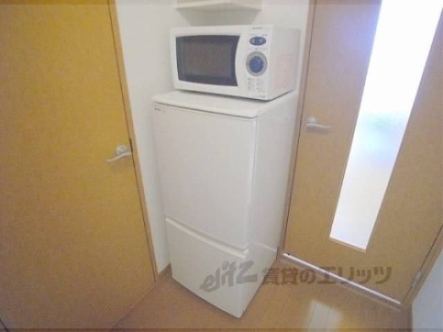 冷蔵庫置場　冷蔵庫・電子レンジ