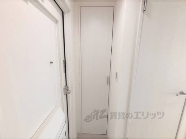 収納　コンセント