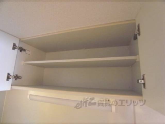 キッチン上部収納