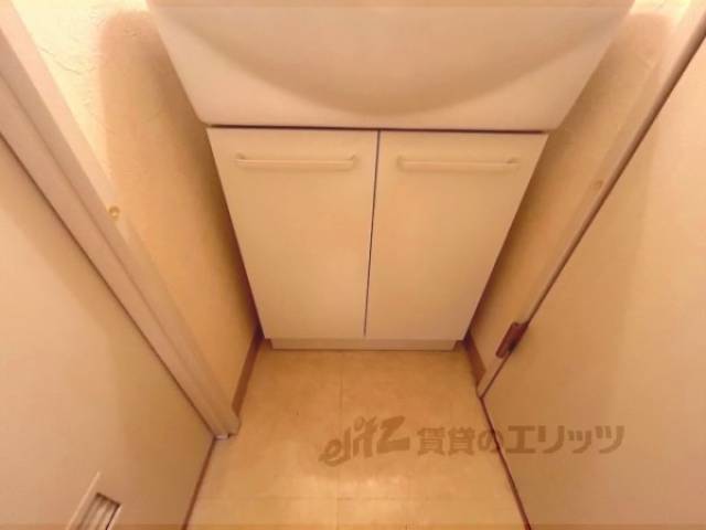 洗面所　下部収納