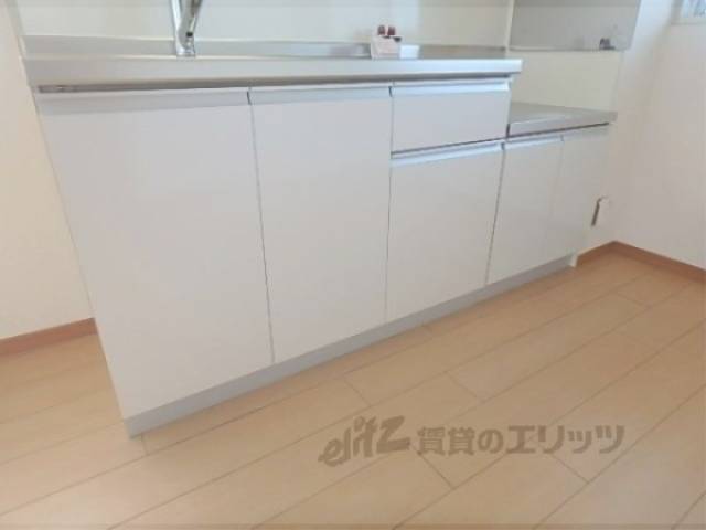 キッチン　下部収納