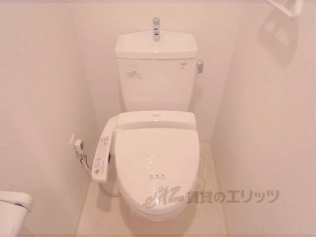トイレ　洗浄機能付き
