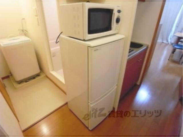 冷蔵庫置場　冷蔵庫・電子レンジ
