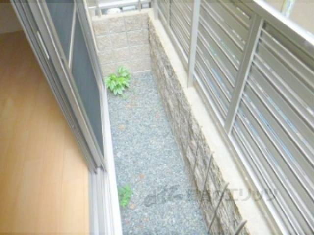 ベランダ　専用庭