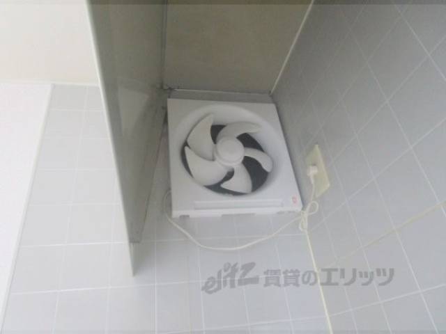 キッチン　換気扇