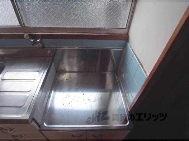 キッチン　コンロ置き場