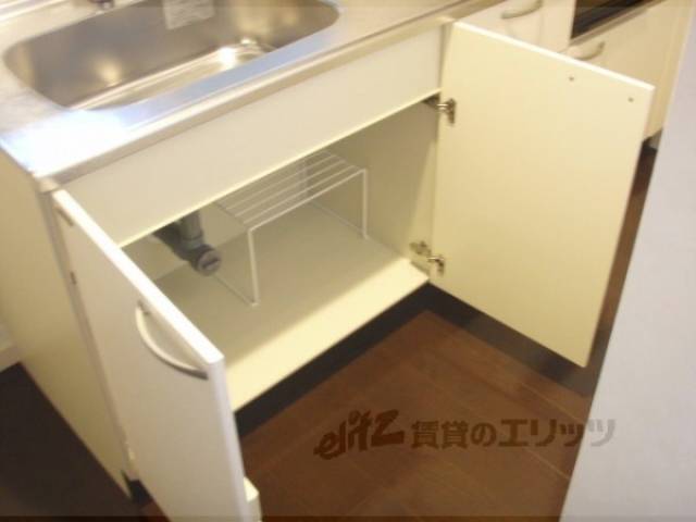 キッチン　収納