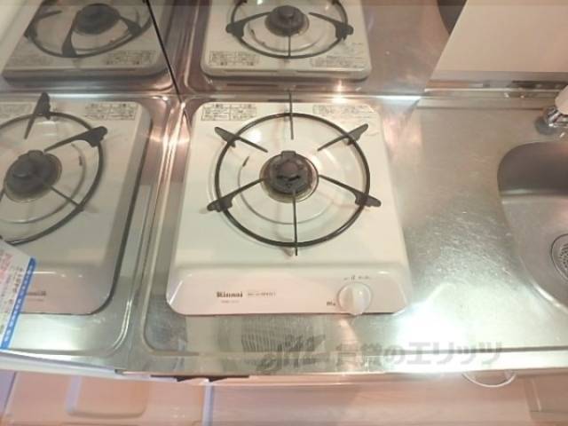 キッチン　ガスコンロ