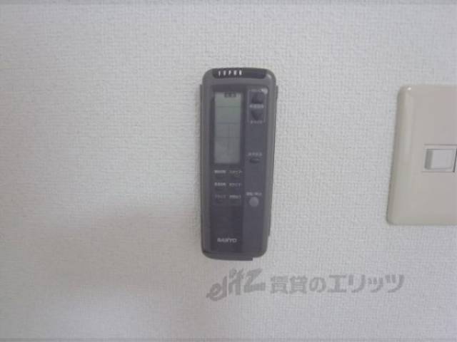 エアコンリモコン