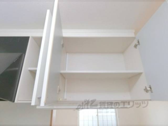 収納　キッチン上収納
