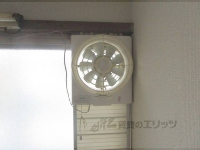 キッチン　換気扇