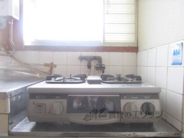 キッチン　コンロ置き場