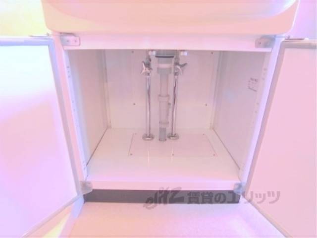 洗面所　下部収納