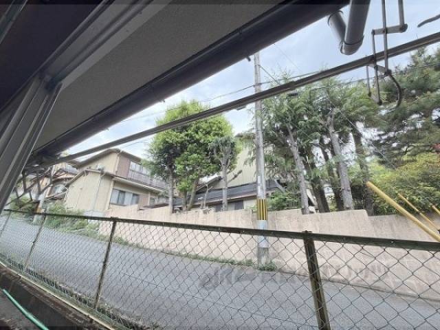 ベランダ　物干し竿