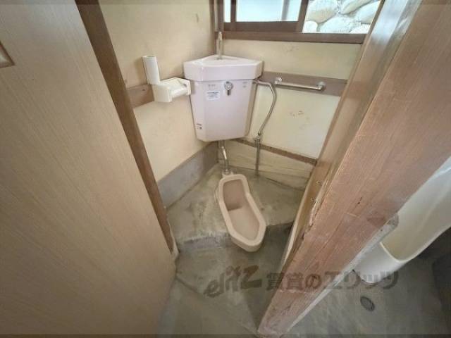 トイレ　共同トイレ