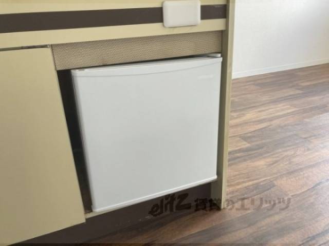 キッチン　ミニ冷蔵庫