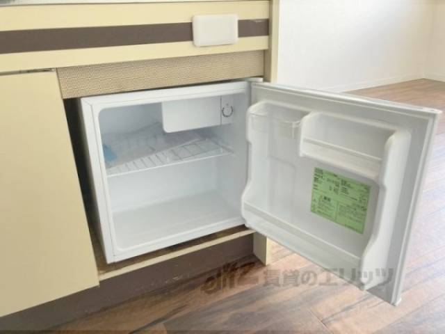 キッチン　ミニ冷蔵庫