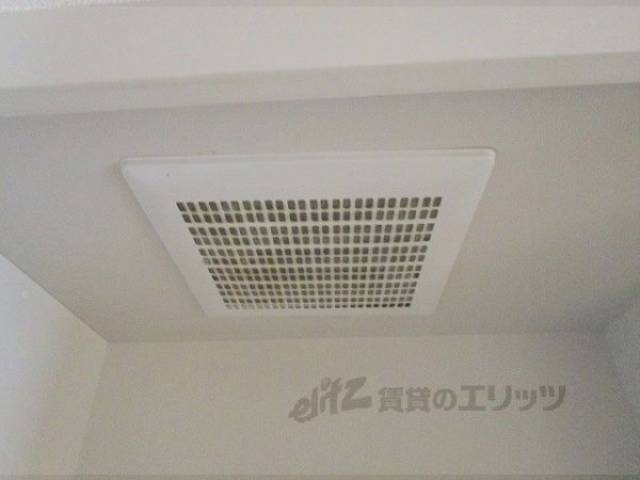 キッチン　換気扇
