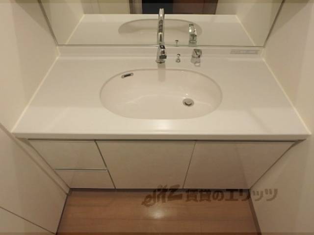 洗面所　独立洗面台