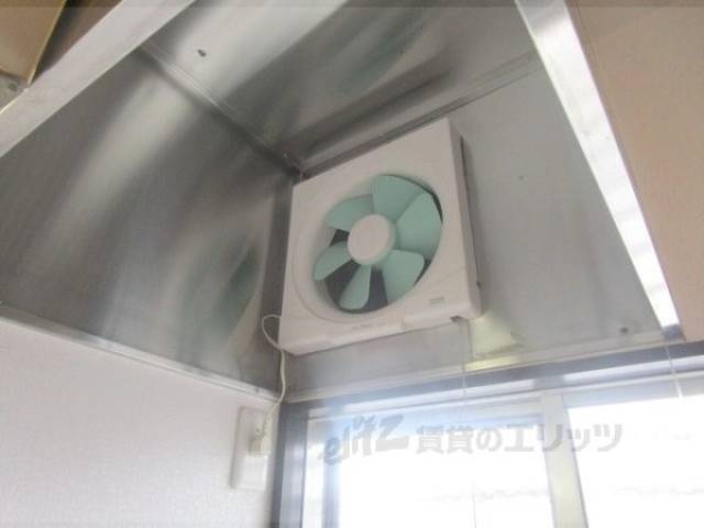 キッチン　換気扇