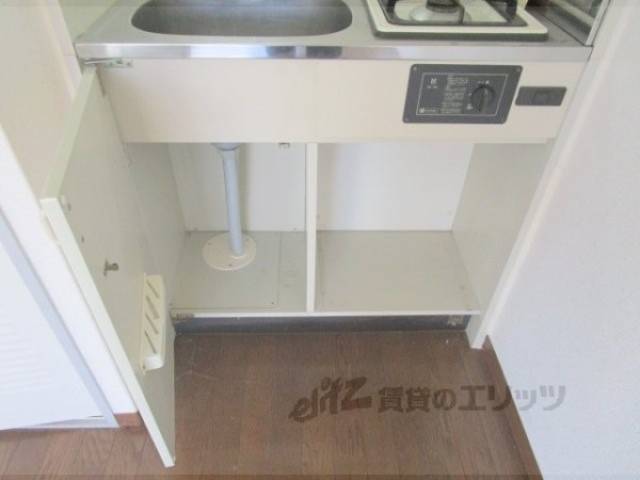 キッチン　下部収納