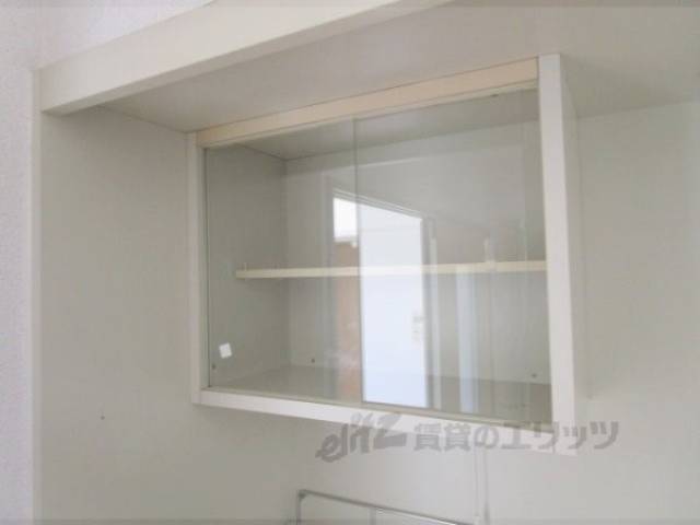 キッチン　上部収納