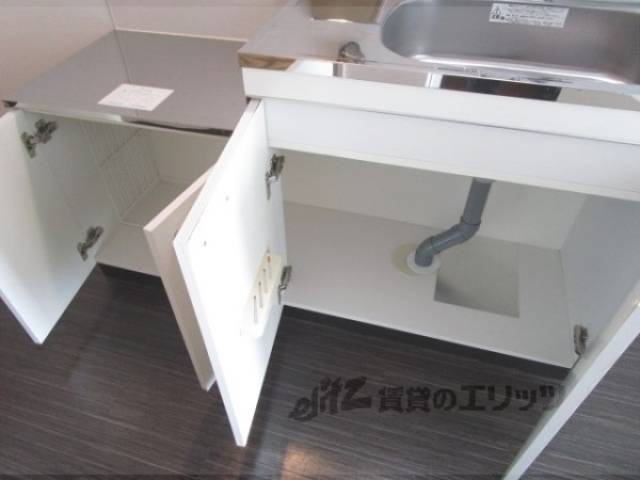 キッチン　下部収納