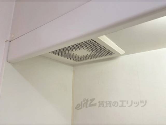 キッチン　換気扇