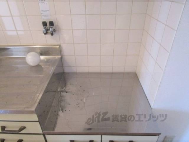 キッチン　コンロ置き場