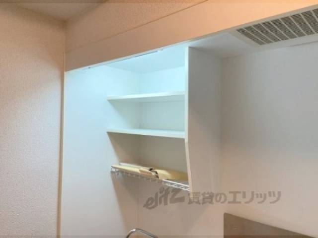 キッチン　収納