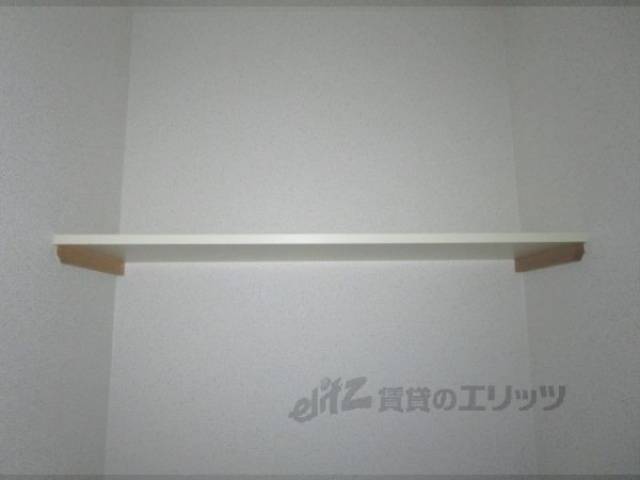 トイレ　棚