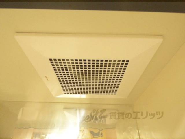 キッチン　換気扇