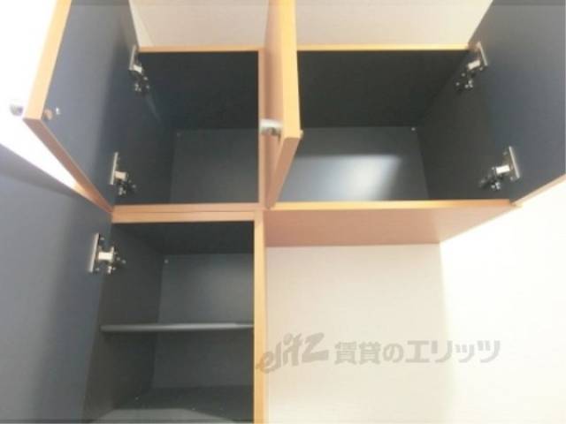 下駄箱　上部棚