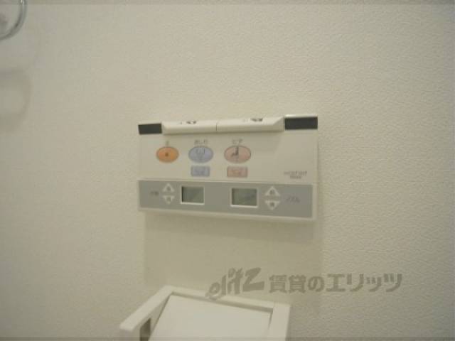 トイレ　洗浄機能付