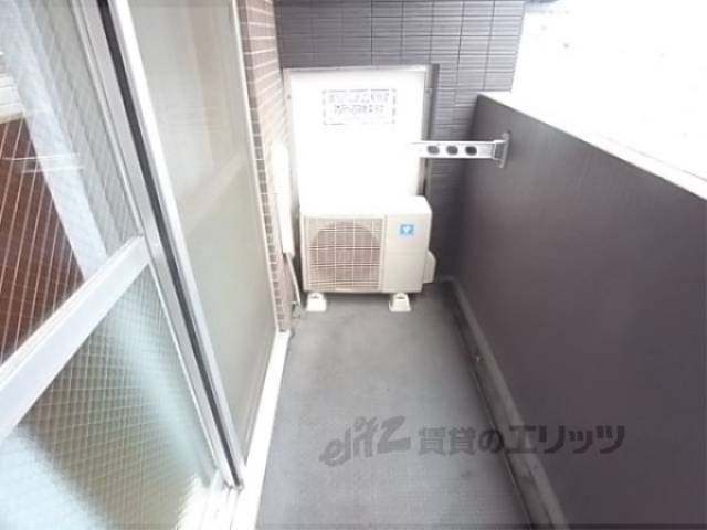 ベランダ　広いベランダですね。