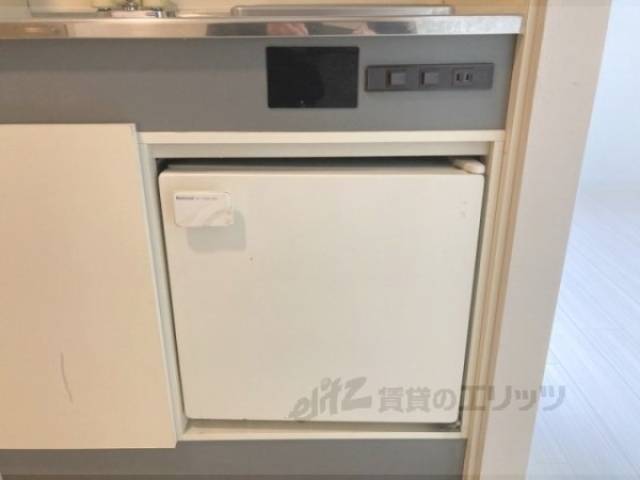 キッチン　ミニ冷蔵庫