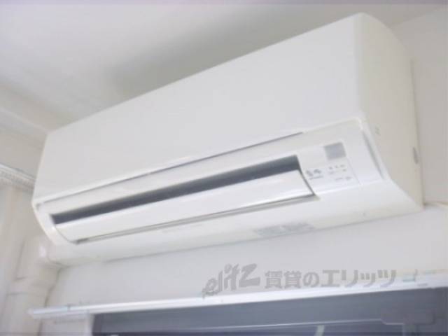 エアコン　3.6帖の洋室のエアコン
