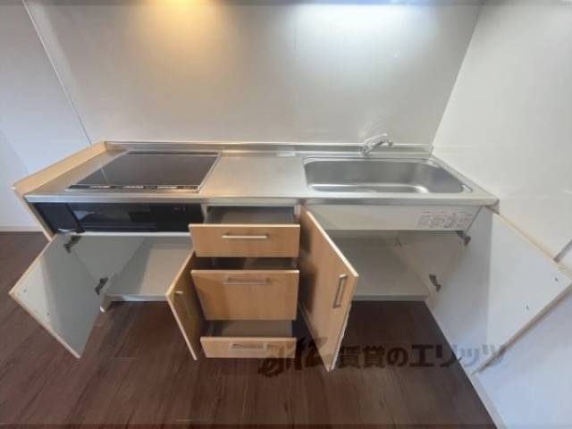 キッチン　下部収納