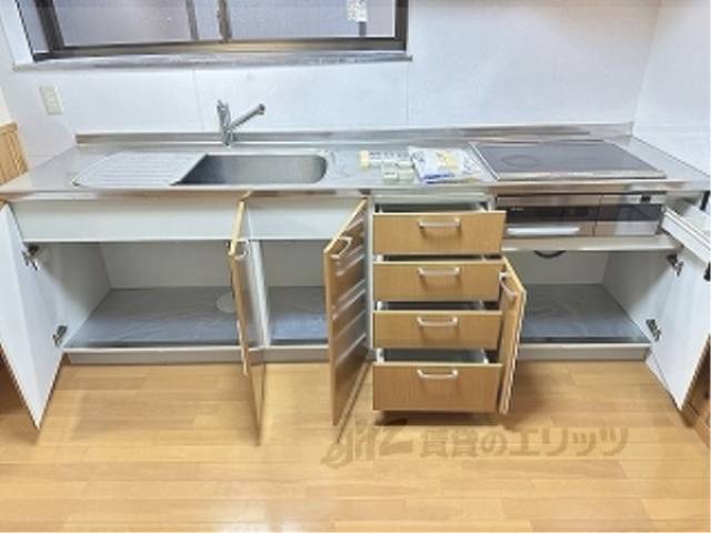 キッチン　収納