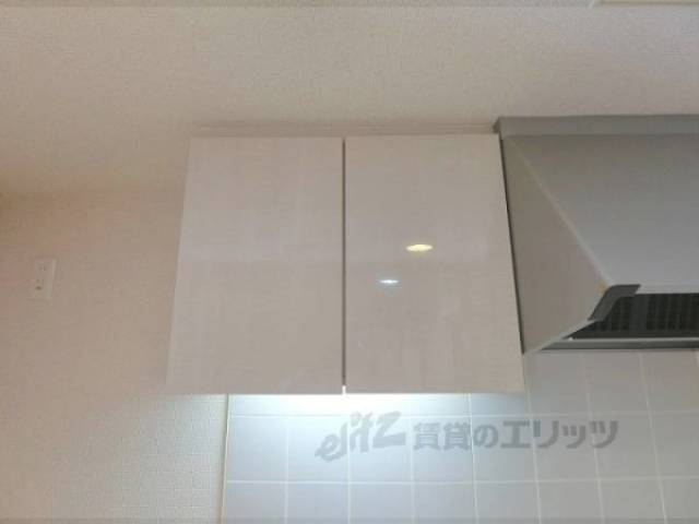 キッチン　上部収納