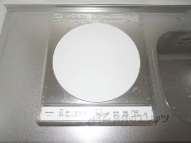 キッチン　コンロ