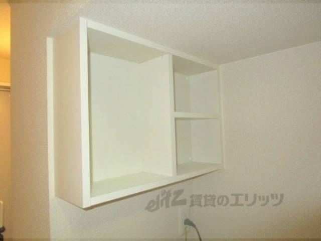 洗濯機置場　収納