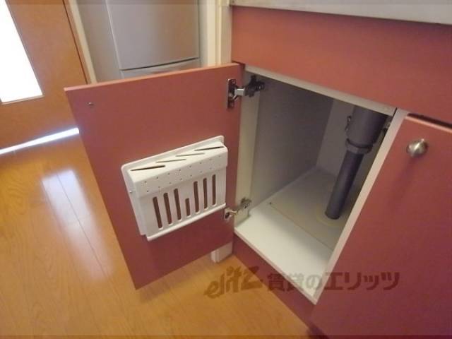 キッチン　下部収納