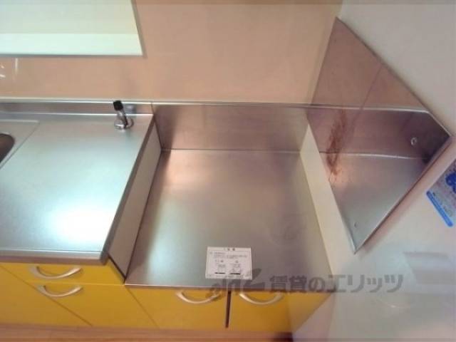 キッチン　コンロ置き場