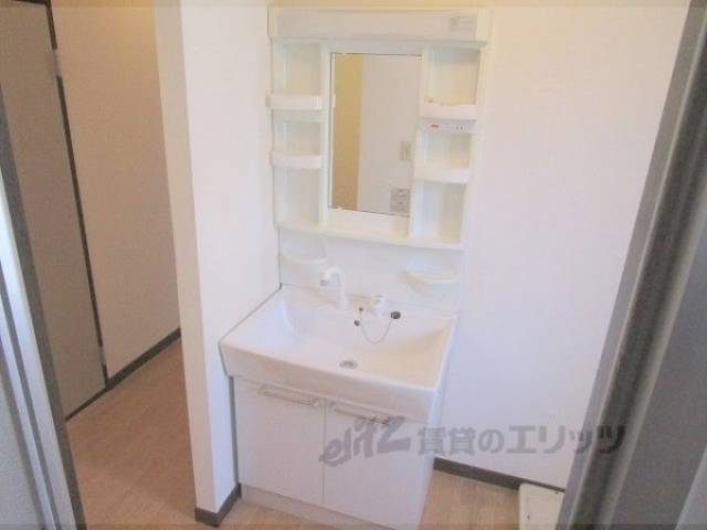 洗面所　独立洗面台