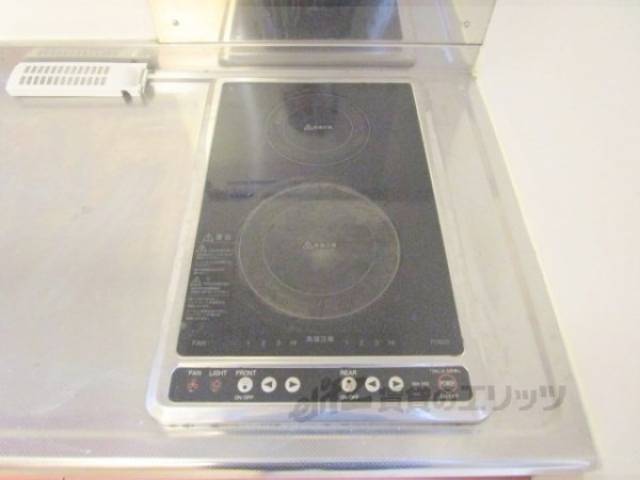キッチン　2口コンロ