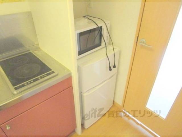 冷蔵庫置場　冷蔵庫・電子レンジ